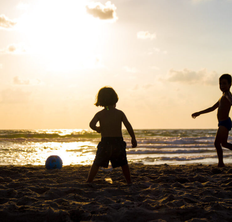 Mit drei kleinen Kindern und einem One-Way-Ti­cket nach Belize The Bold Woman