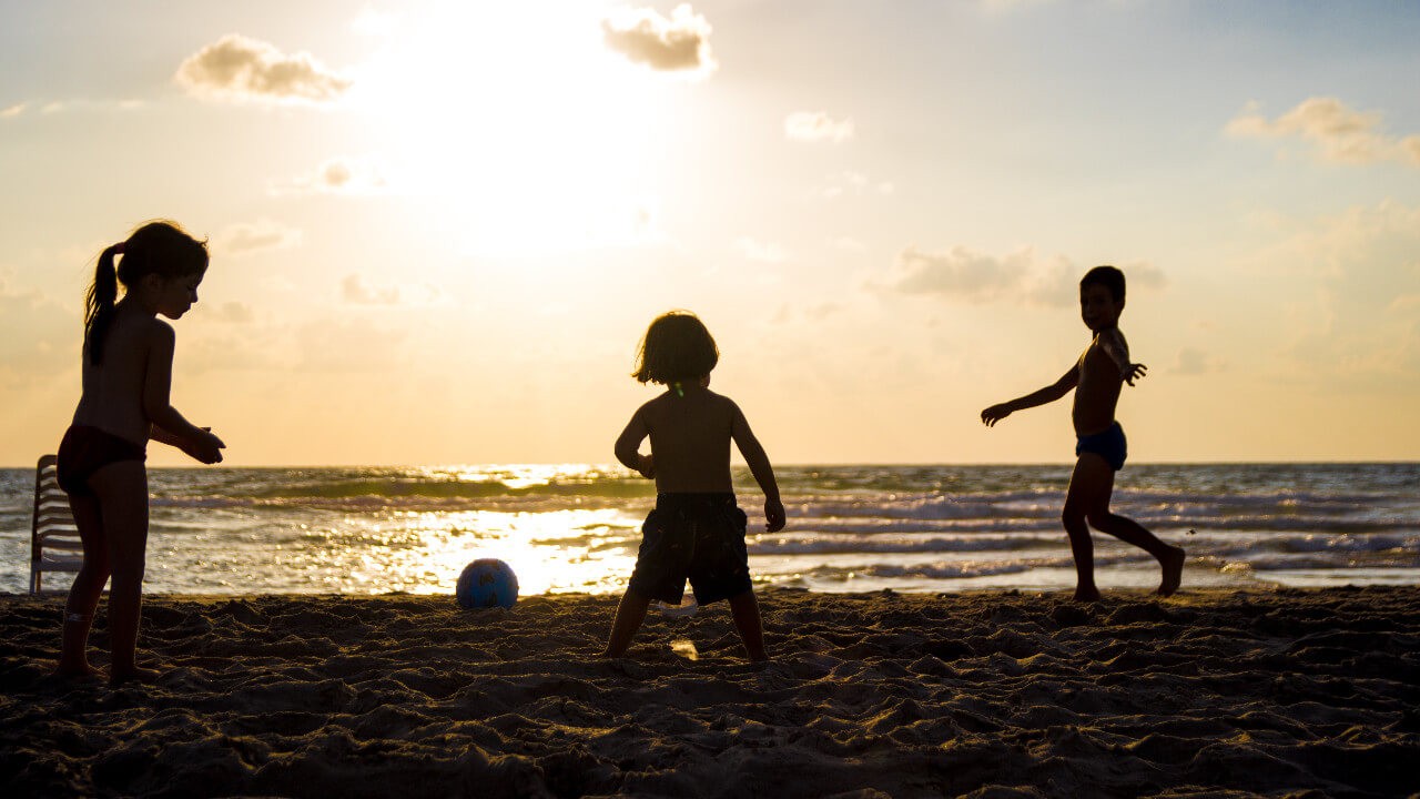 Mit drei kleinen Kindern und einem One-Way-Ti­cket nach Belize The Bold Woman