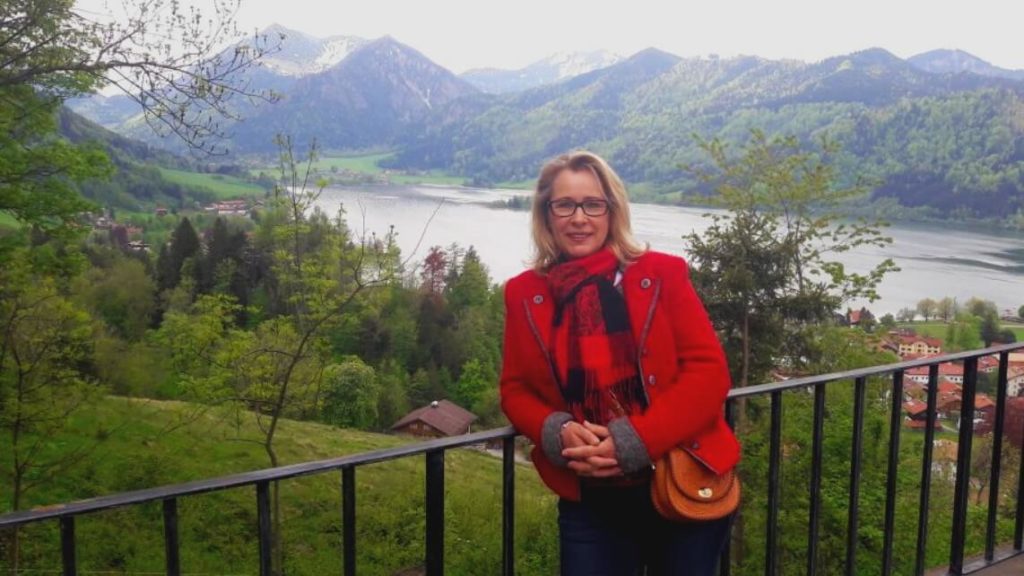 Ute Gütschow an der Schlierseealm - The Bold Woman