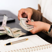 Kontostand - The Bold Woman